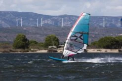 Voile XO Sails SHARK V7 5.3 -Célèbre Surf Magasin SHARK V7 5 3 0 245267 1